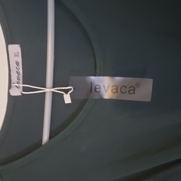 Levaca Womens XL Dark Green Petal Sleeves Belted Ruffle Hem Dress NWT - Picture 6 of 6